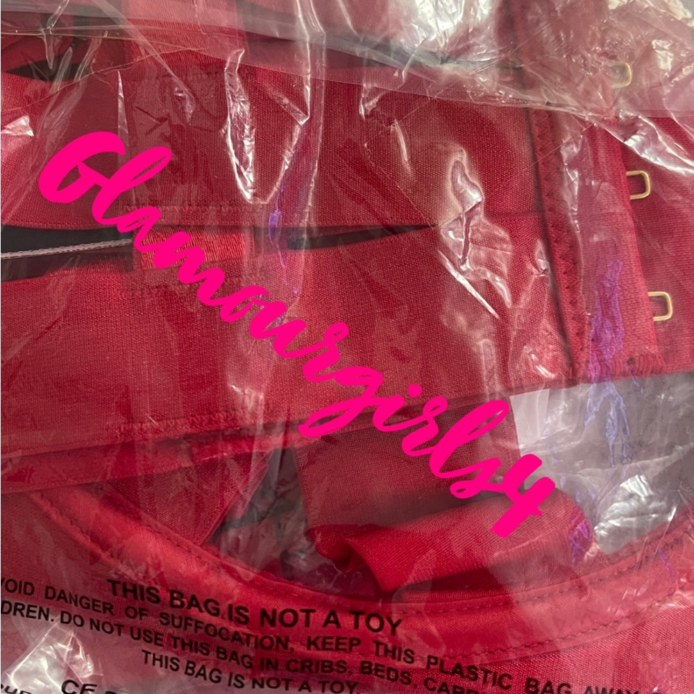 Victoria's Secret RED VERY SEXY
Strappy Open Cup Demi Bra 34D3 NEW - Picture 3 of 3